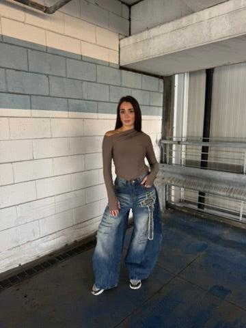 Baloon Gold Cross- JadeShop