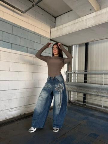 Baloon Gold Cross- JadeShop