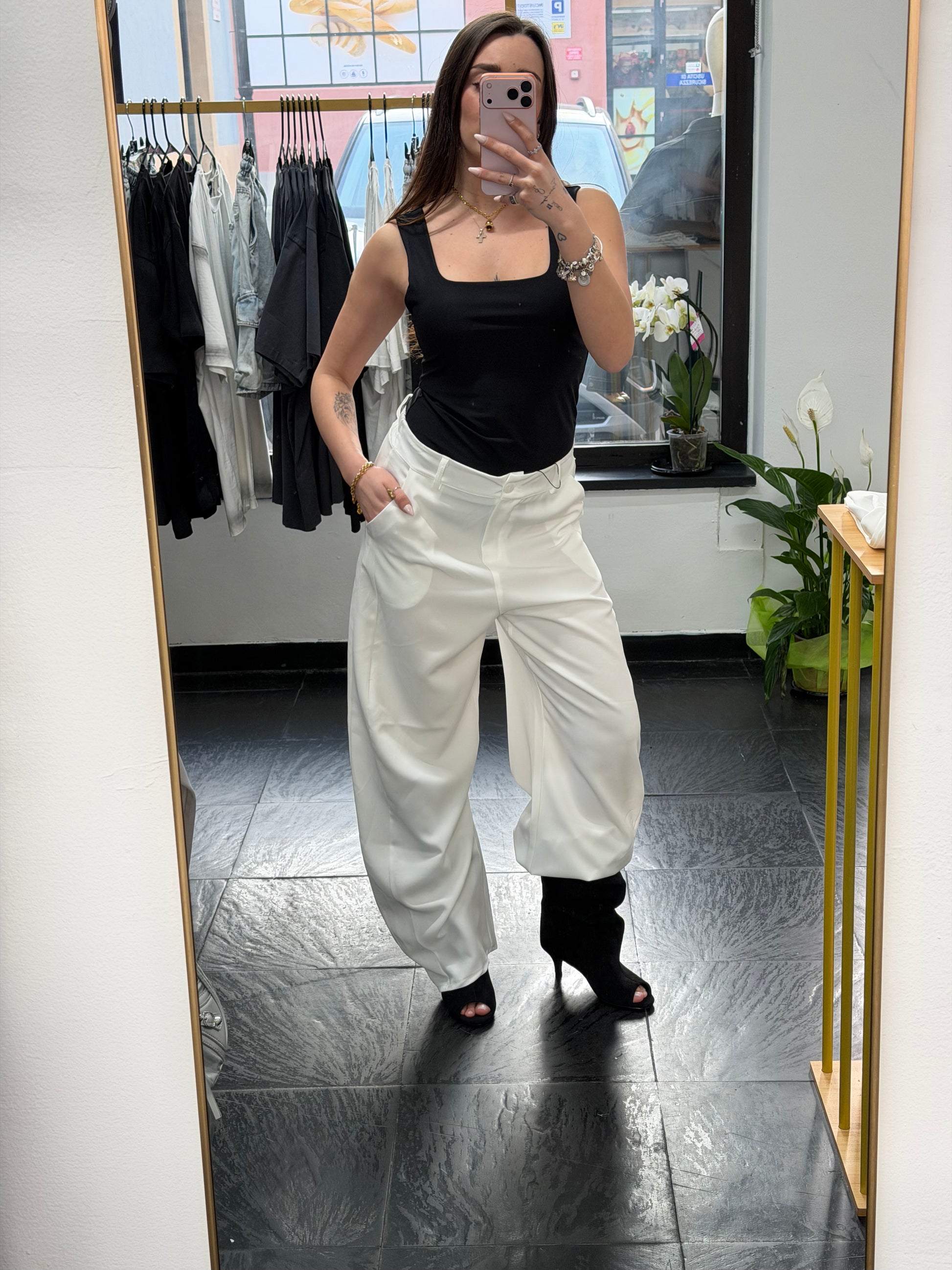 Body Lily- JadeShop