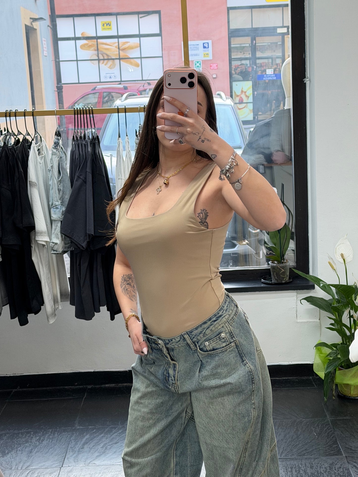 Body Lily- JadeShop